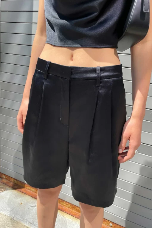 SATIN SHORT