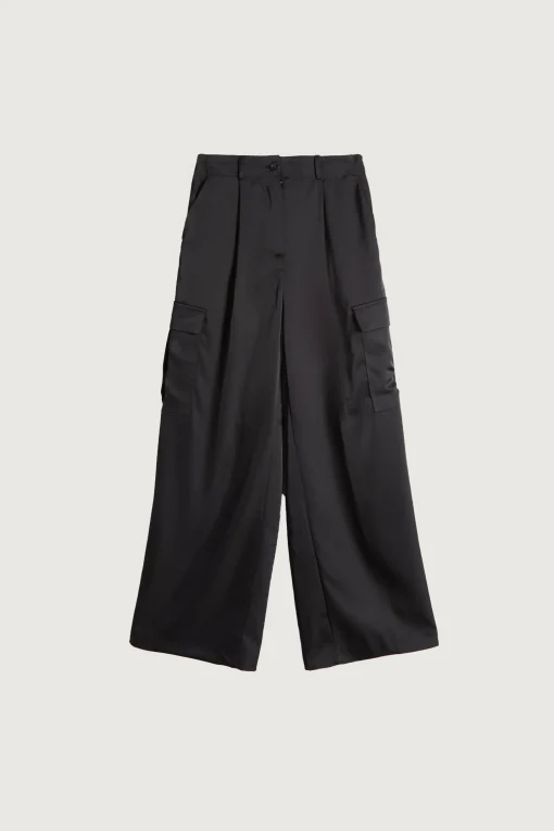 SATIN TROUSERS WITH CARGO POCKETS