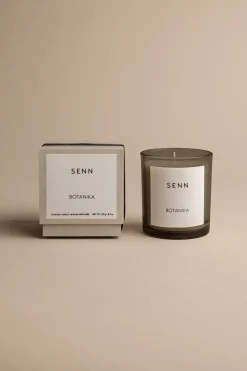 SCENTED CANDLE