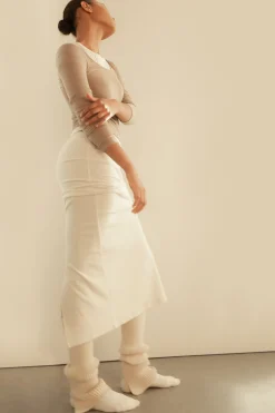 SCOOP NECK LONG SLEEVE TOP