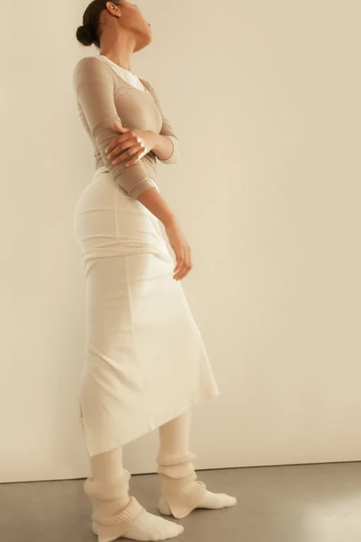 SCOOP NECK LONG SLEEVE TOP