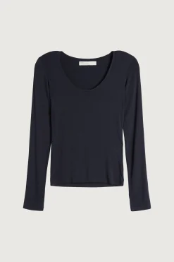 SCOOP NECK LONG SLEEVE TOP