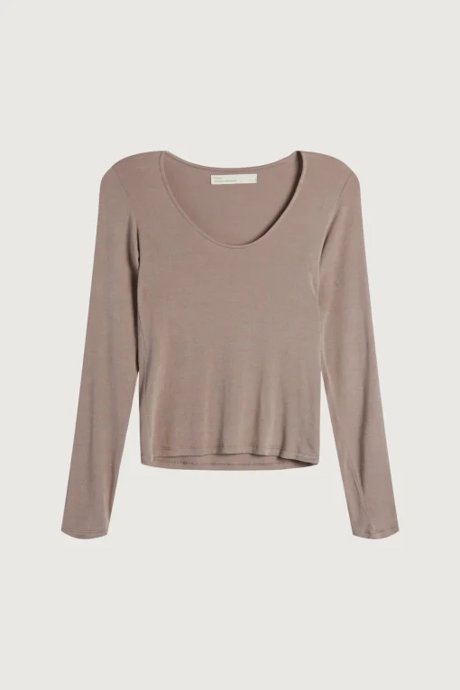 SCOOP NECK LONG SLEEVE TOP