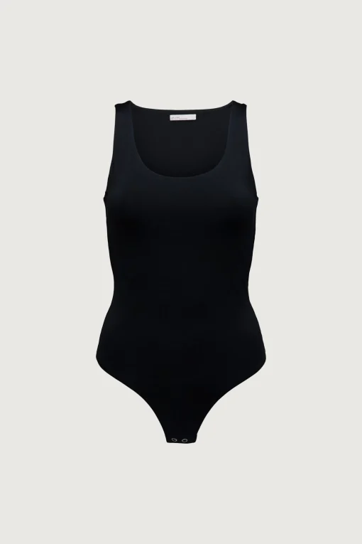 SCOOP NECKLINE BODYSUIT