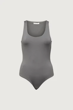 SCOOP NECKLINE BODYSUIT