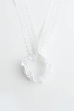 SET OF TWO LACE HAIR RIBBONS