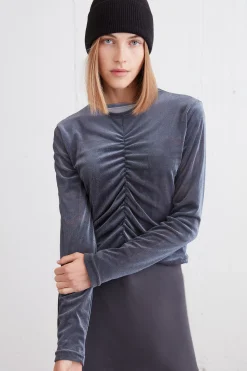 SHINY TOP WITH FRONT GATHER DETAIL