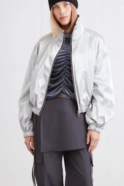 SHINY TOP WITH FRONT GATHER DETAIL