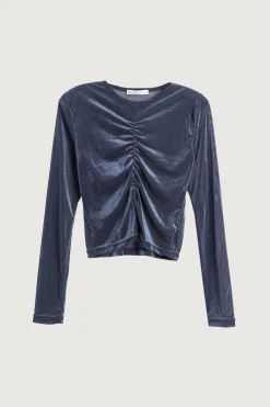 SHINY TOP WITH FRONT GATHER DETAIL