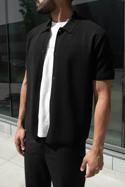SHORT SLEEVE BUTTON UP SWEATER