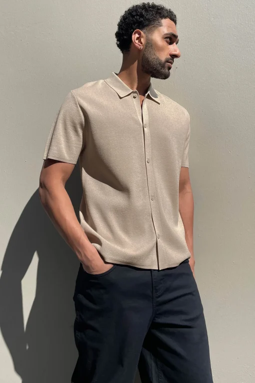 SHORT SLEEVE BUTTON UP SWEATER