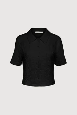 SHORT SLEEVE CRINKLE BUTTON UP