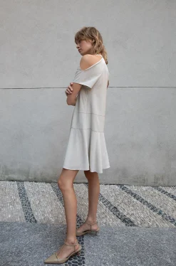 SHORT SLEEVE MOCKNECK MINI DRESS