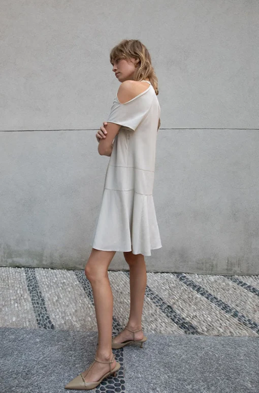 SHORT SLEEVE MOCKNECK MINI DRESS
