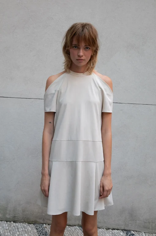 SHORT SLEEVE MOCKNECK MINI DRESS