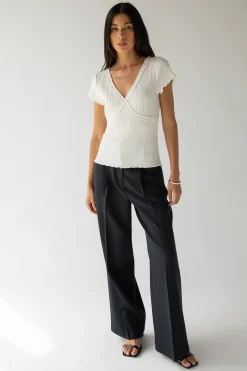 SHORT SLEEVE TOP WITH LACE V-NECKLINE