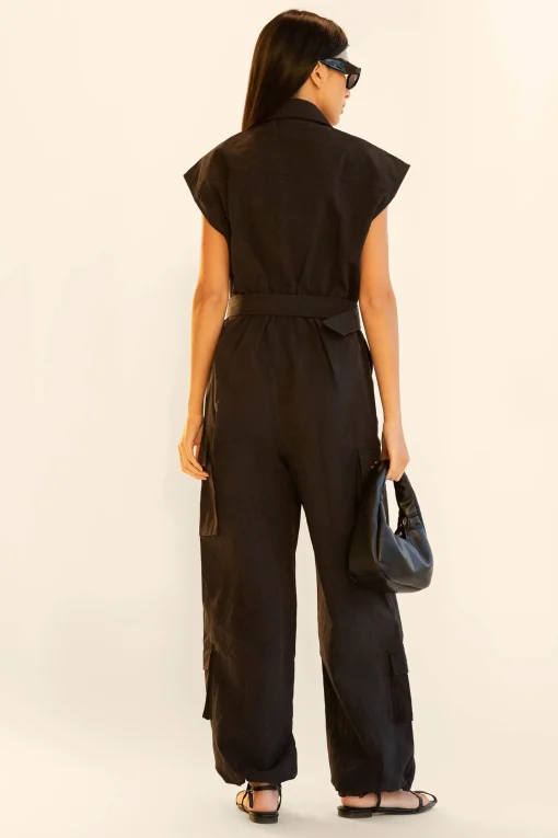 SLEEVELESS CARGO JUMPSUIT