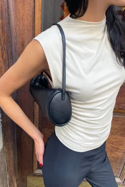 SLEEVELESS MOCKNECK TOP