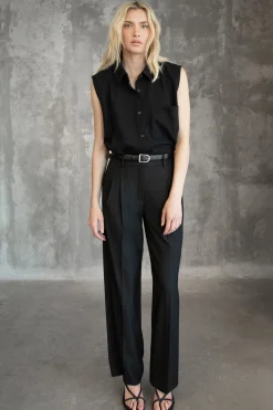 SLEEVELESS OVERSIZED KNIT SHIRT