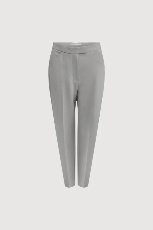 SLIM FIT TAPERED LEG TROUSER