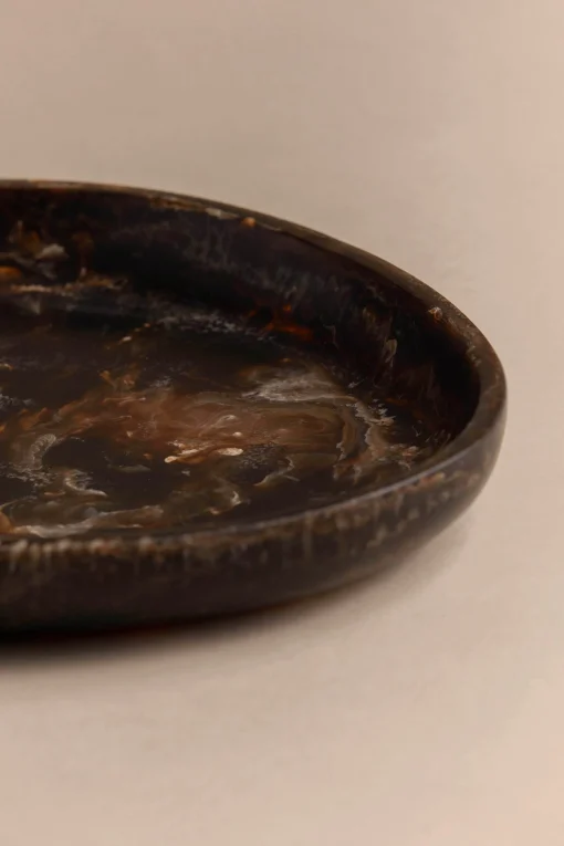 SMALL PEBBLE RESIN TRAY
