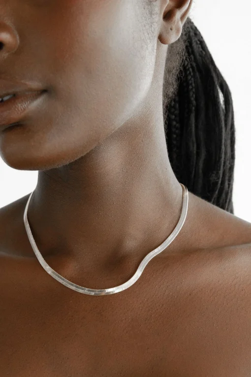SNAKE CHAIN NECKLACE