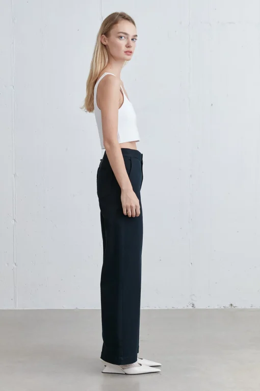 SQUARE NECK KNIT TANK