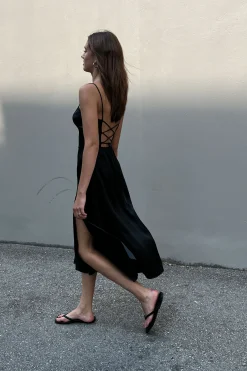 SQUARE NECK OPEN BACK DRESS
