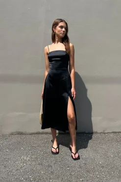 SQUARE NECK OPEN BACK DRESS