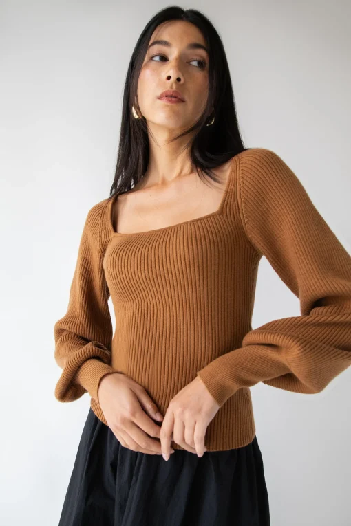 SQUARE NECK SWEATER