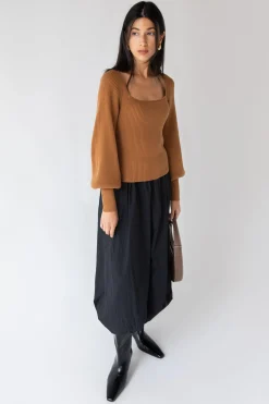 SQUARE NECK SWEATER