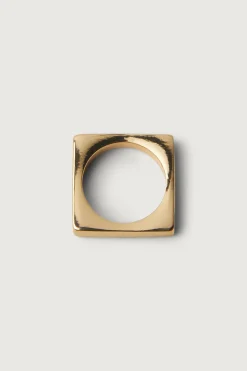 SQUARE RING