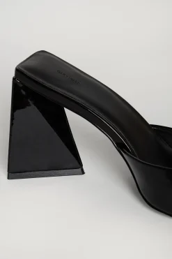 SQUARE TOE HEEL SANDAL