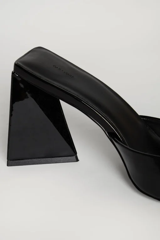 SQUARE TOE HEEL SANDAL