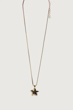 STAR PENDANT NECKLACE