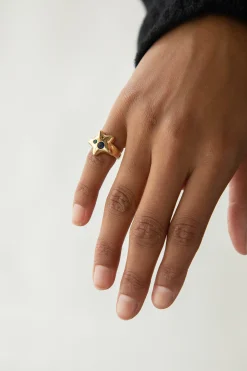 STAR PENDANT RING