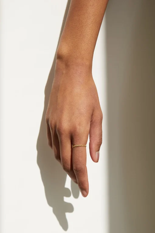 STERLING SILVER HEART CHAIN RING