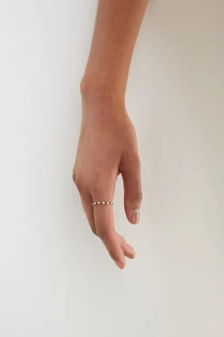 STERLING SILVER RING WITH STONE DETAIL