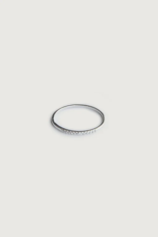 STERLING SILVER RING WITH TINY STONES