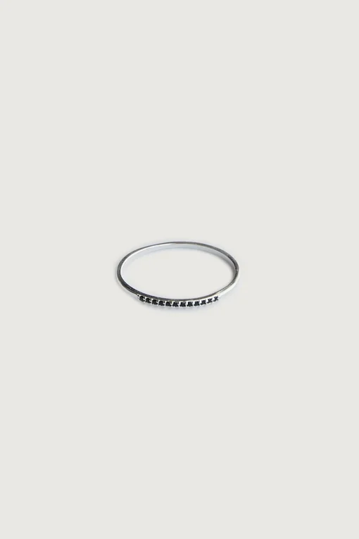 STERLING SILVER RING WITH TINY STONES