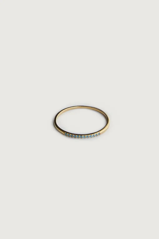 STERLING SILVER RING WITH TINY STONES