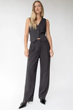 STRAIGHT LEG HIGH-RISE TROUSER