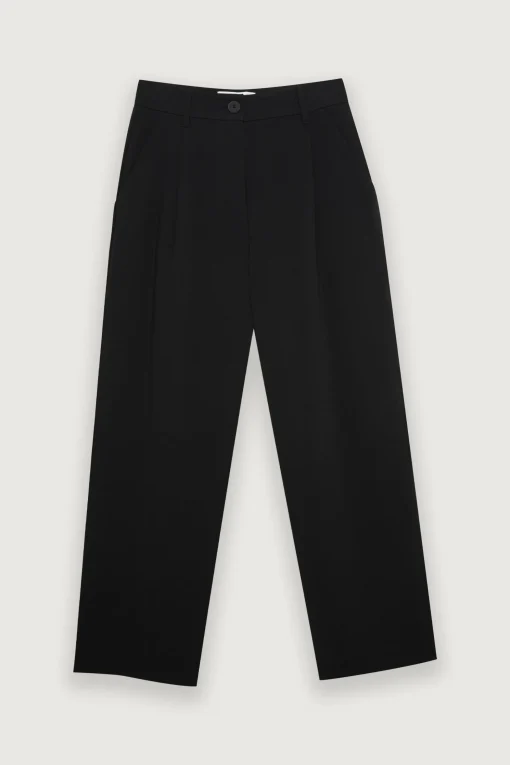 STRAIGHT LEG PANTS