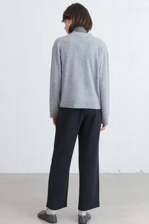 STRAIGHT LEG PANTS