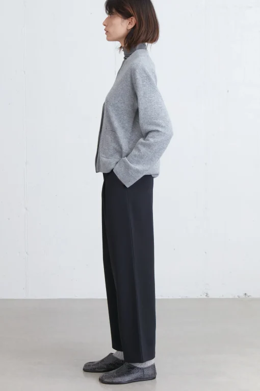 STRAIGHT LEG PANTS
