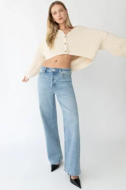 STRAIGHT LEG RELAXED FIT JEAN