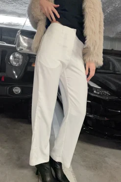 STRAIGHT LEG TROUSER