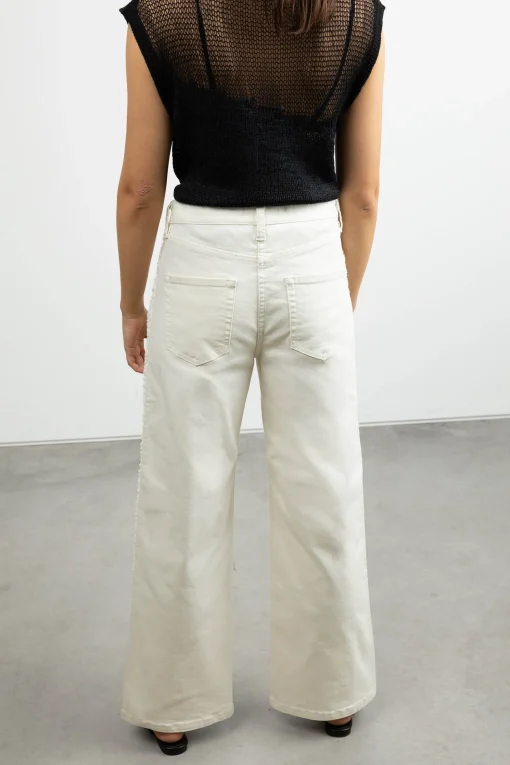 STRAIGHT LEG TWILL PANT WITH FRAYED SIDES