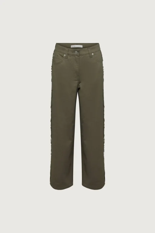 STRAIGHT LEG TWILL PANT WITH FRAYED SIDES