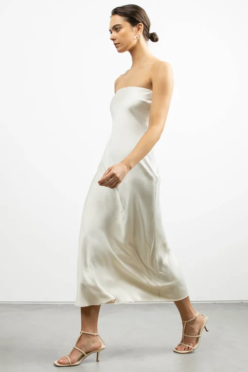 STRAPLESS SATIN DRESS